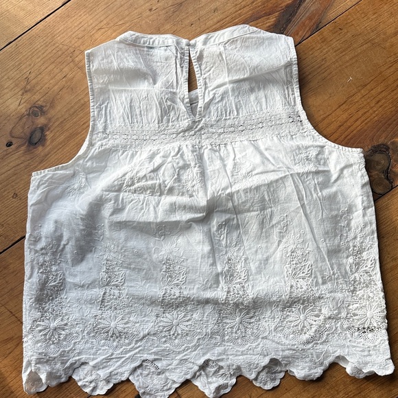 Evereve Ivory Sleeveless Lace Blouse - Picture 5 of 7